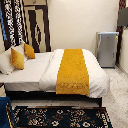Sun Moon Residency And Apartments, Hotels In Rohini Delhi  Exterior photo